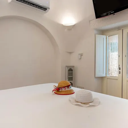 别墅 Trullo Encanto With Pool *