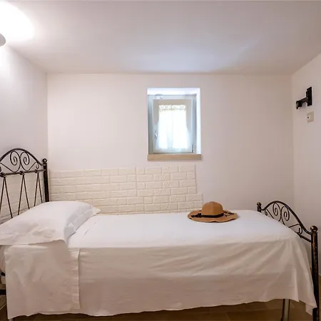 Villa Trullo Encanto With Pool