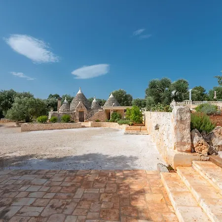 Trullo Encanto With Pool Villa